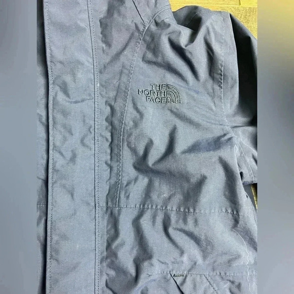 The North Face Girl's Mt. View Triclimate - Picture 6 of 9